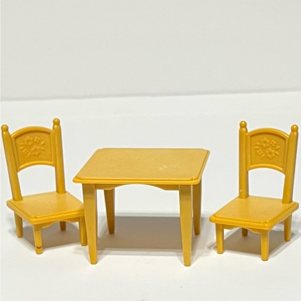 Calico Critters Sylvanian Families Miniature Dollhouse Furniture Lot - Picture 6 of 10